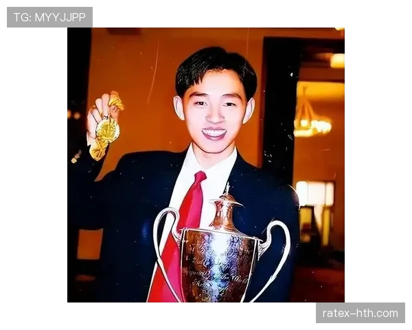 孔令辉赛场像冰山，场下穿拖鞋喝奶茶的样子让我有点懵